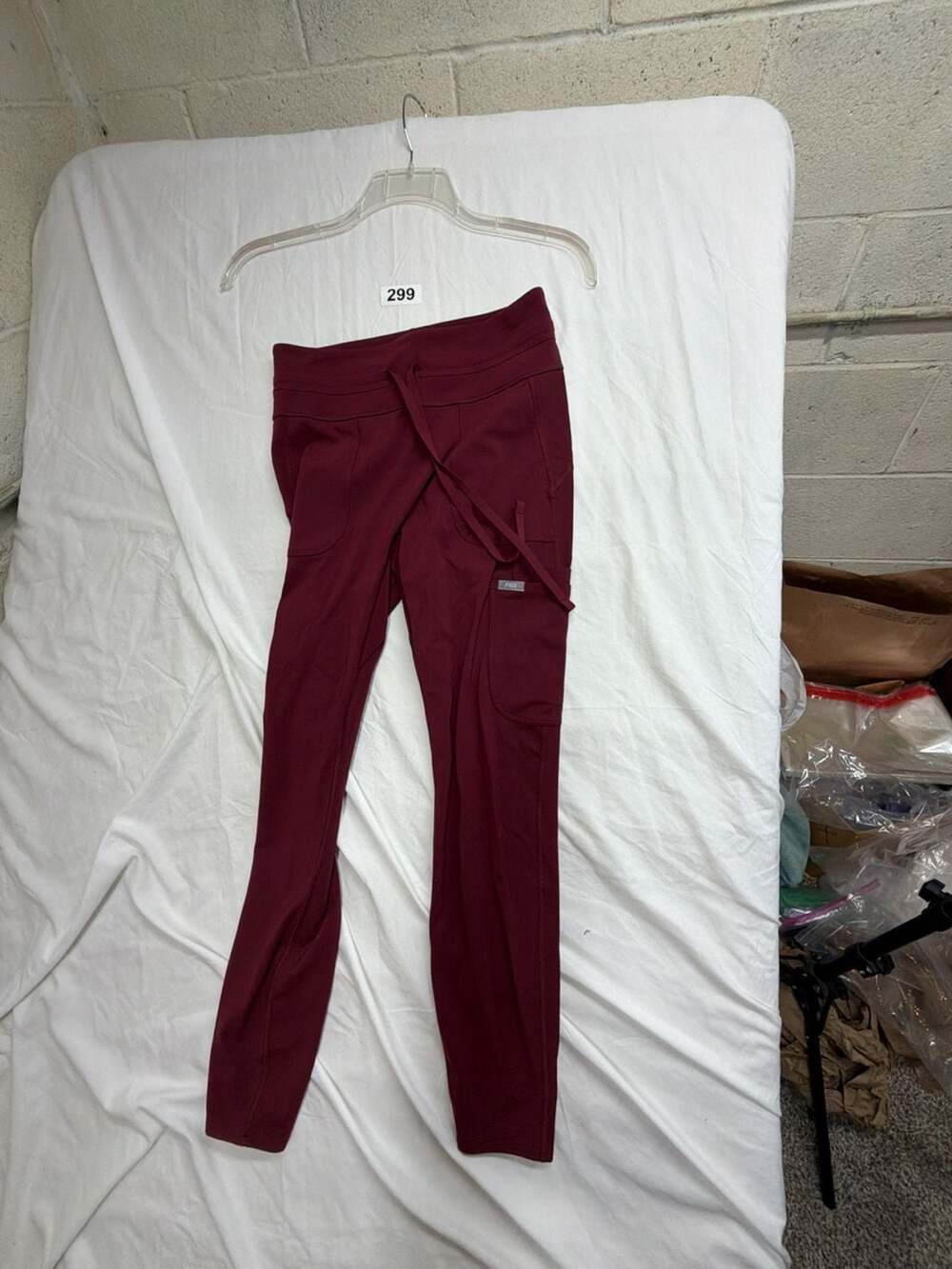 FIGS Yola Skinny Scrub Pants for Women Burgundy Size Medium